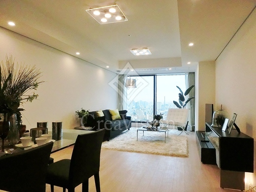 ラ・トゥール新宿ガーデン