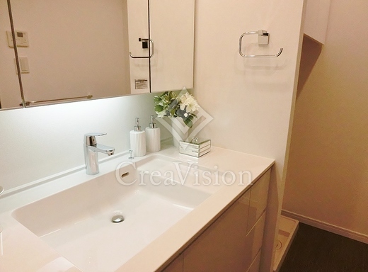 ラ・トゥール新宿ガーデン