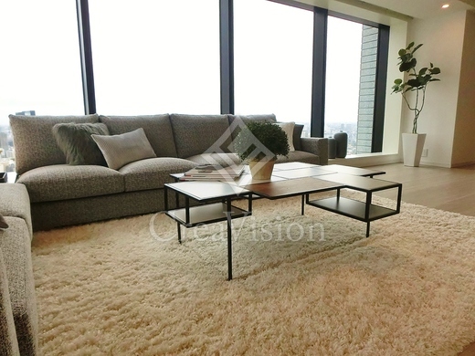 ラ・トゥール新宿ガーデン