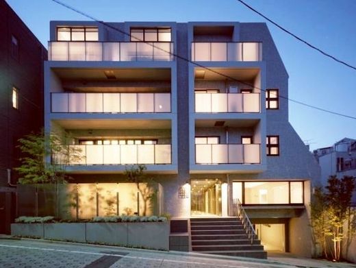 代官山アイムス