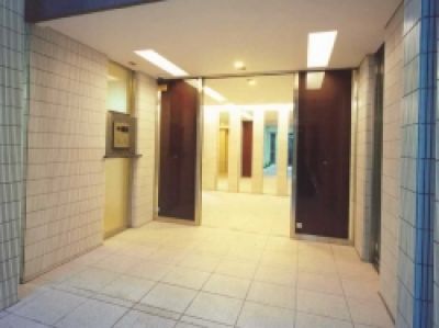 エスティメゾン四谷坂町