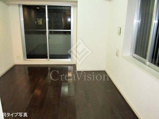 エスティメゾン東新宿