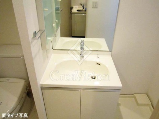 エスティメゾン東新宿