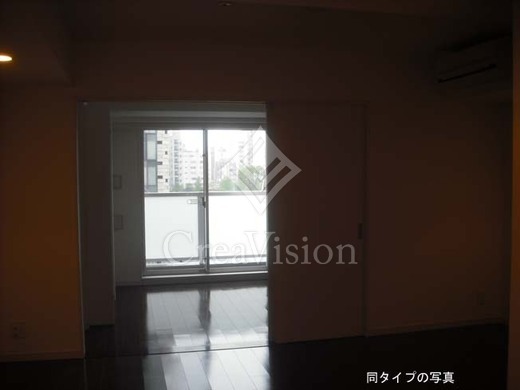 エスティメゾン東新宿