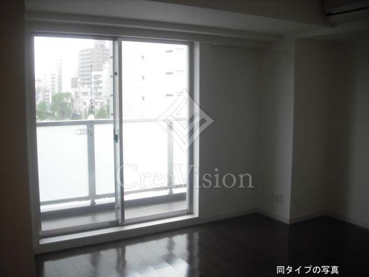 エスティメゾン東新宿