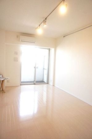 エスティメゾン三軒茶屋2