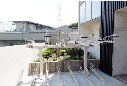 ルチェソラーレ元代々木