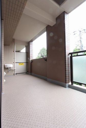 ヴェーゼント駒場公園