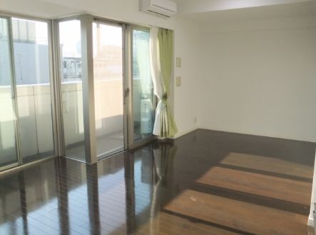 セレビア新宿御苑前