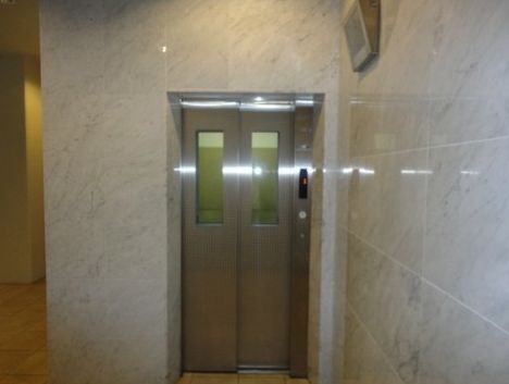 パークキューブ上野