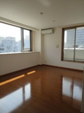 パークハビオ京橋