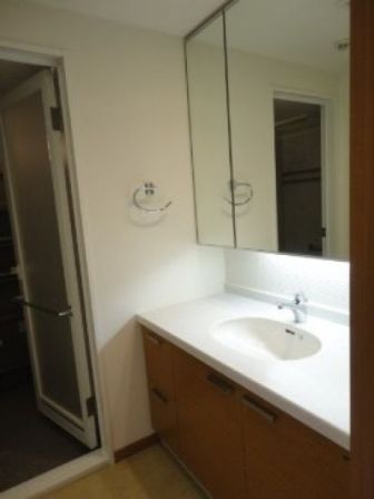 パークハビオ京橋