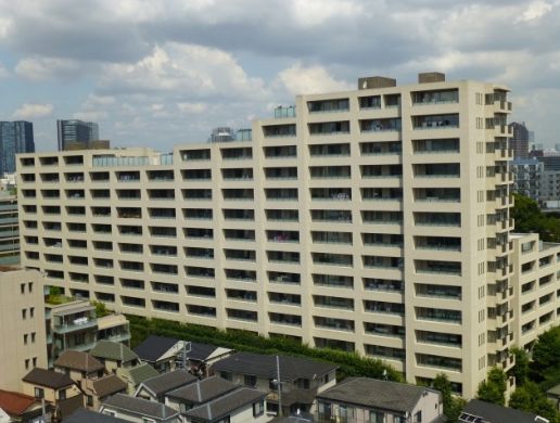 アリュールゼームス坂