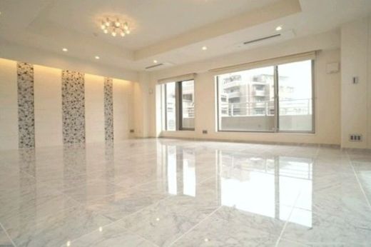 グランスイート白金マークス