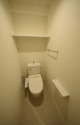 イーストングレイス