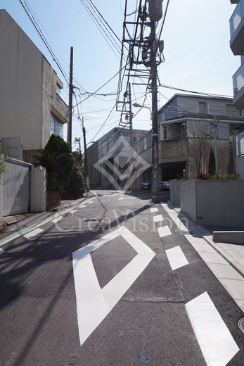 MODIER YOYOGI (モディア代々木)