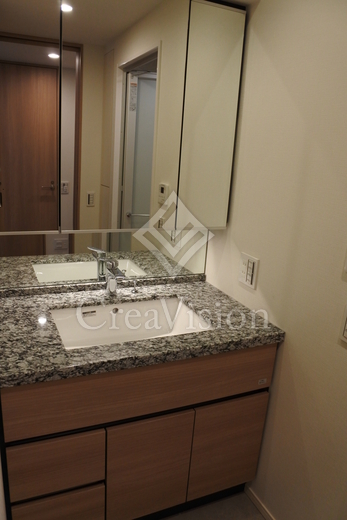 レフィール半蔵門