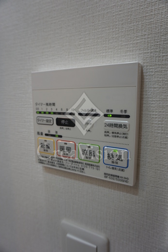 レジディア三軒茶屋3
