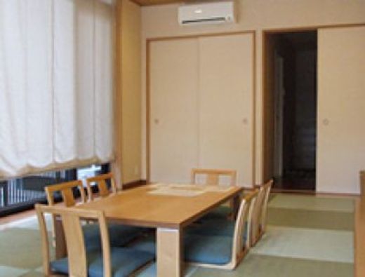 東京スイートレジデンス