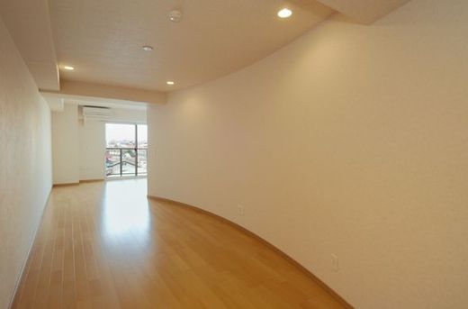 ロイヤルパークス梅島