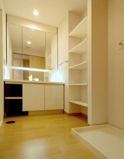 ロイヤルパークス梅島