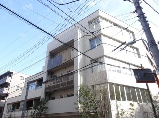 ローレルコート新宿夏目坂