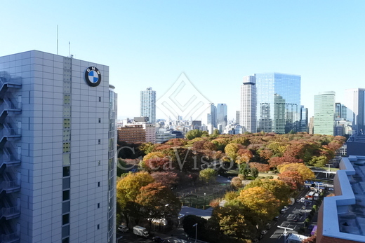 ZOOM都庁前