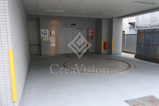 パークキューブ四谷三丁目