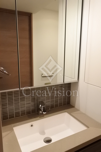 ザ・パークハビオ新宿