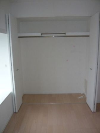 プライムアーバン市谷仲之町