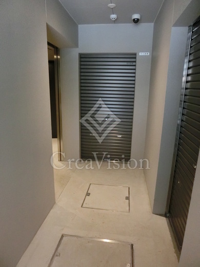 CAVE YUSHIMA (ケイブ湯島)