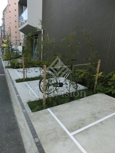 CAVE YUSHIMA (ケイブ湯島)