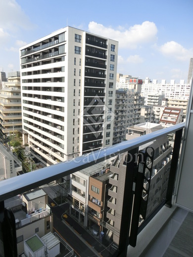 CAVE YUSHIMA (ケイブ湯島)
