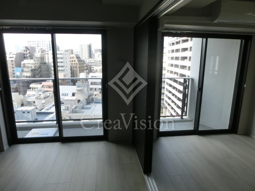 CAVE YUSHIMA (ケイブ湯島)