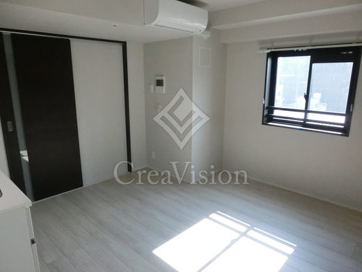 CAVE YUSHIMA (ケイブ湯島)