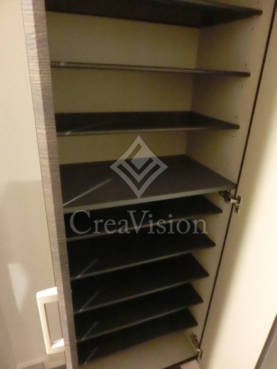 CAVE YUSHIMA (ケイブ湯島)