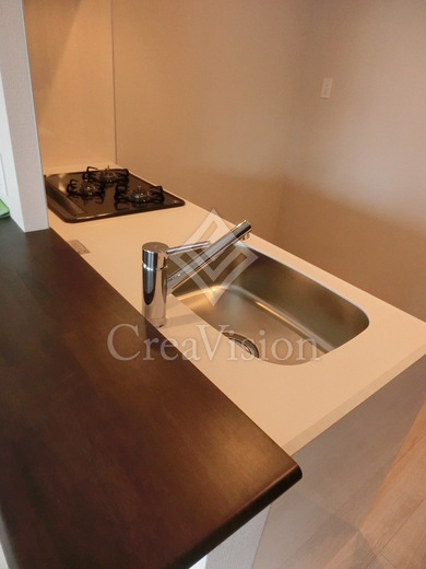 CAVE YUSHIMA (ケイブ湯島)