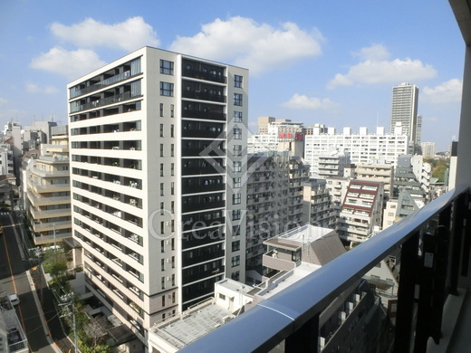 CAVE YUSHIMA (ケイブ湯島)