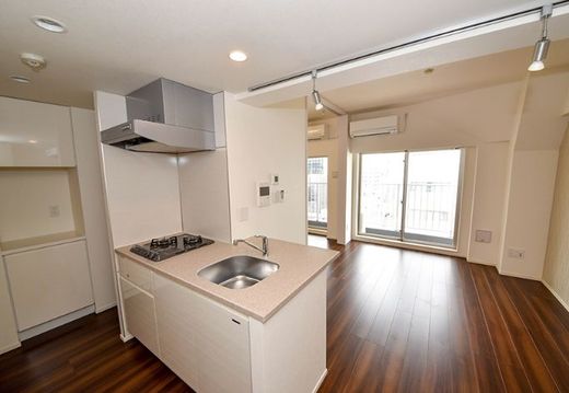 ステージファースト仲御徒町