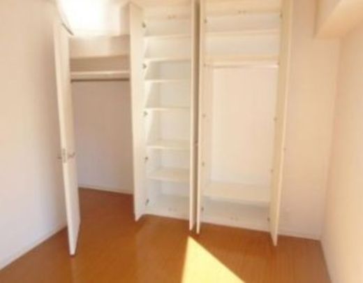 アトラス諏訪町レジデンス