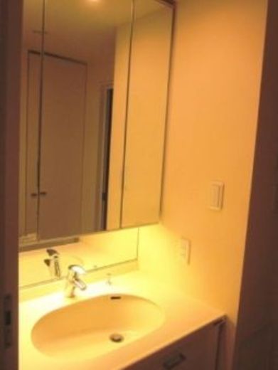 アトラス諏訪町レジデンス