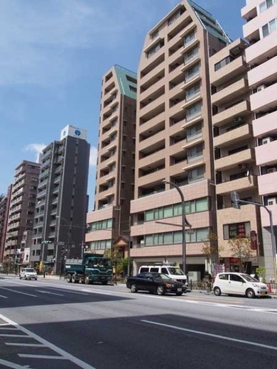 アトラスミオ浅草雷門