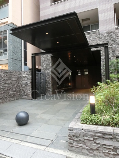 パークアクシス青山骨董通り