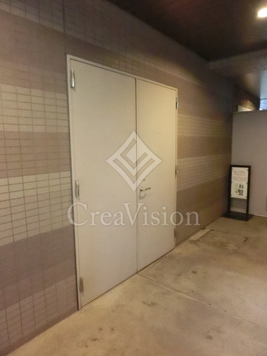 パークアクシス青山骨董通り