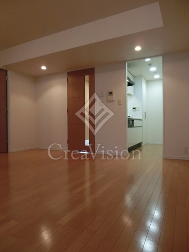 パークアクシス青山骨董通り