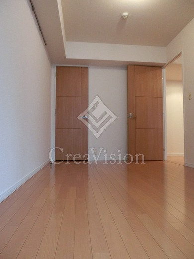 パークアクシス青山骨董通り