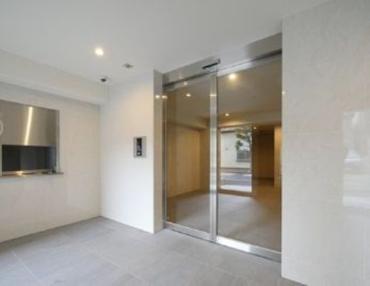 PEACE芝浦 (ピース芝浦)