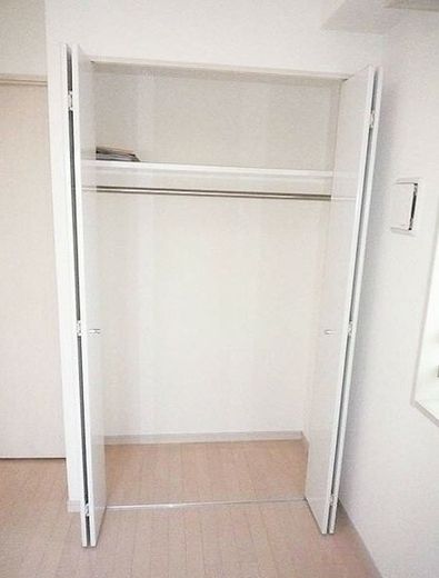 ガーラ・ステーション新宿御苑前