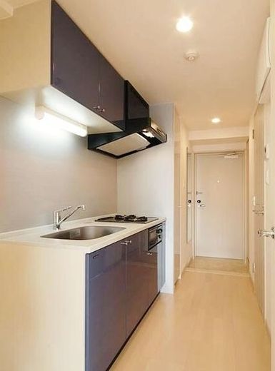 ガーラ・ステーション新宿御苑前