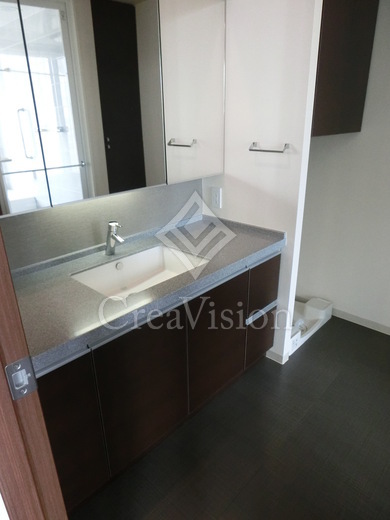 ラ・トゥール新宿